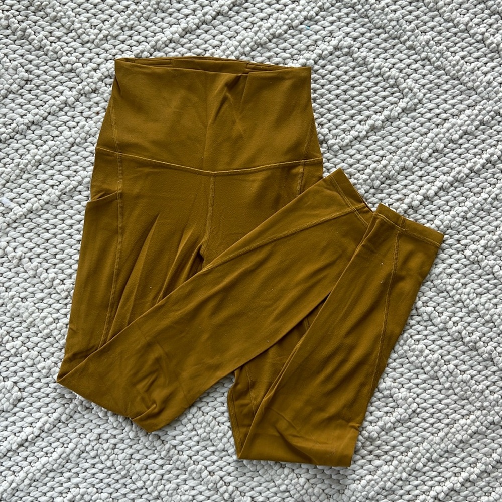 Align with pockets 25”